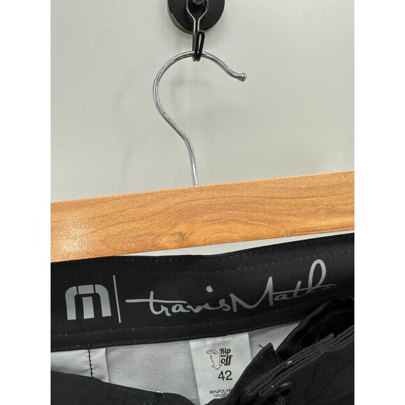 Travis Mathew Board Shorts Men 42 NWT Black Grey Level Five Heat Eco Collection - Picture 5 of 8